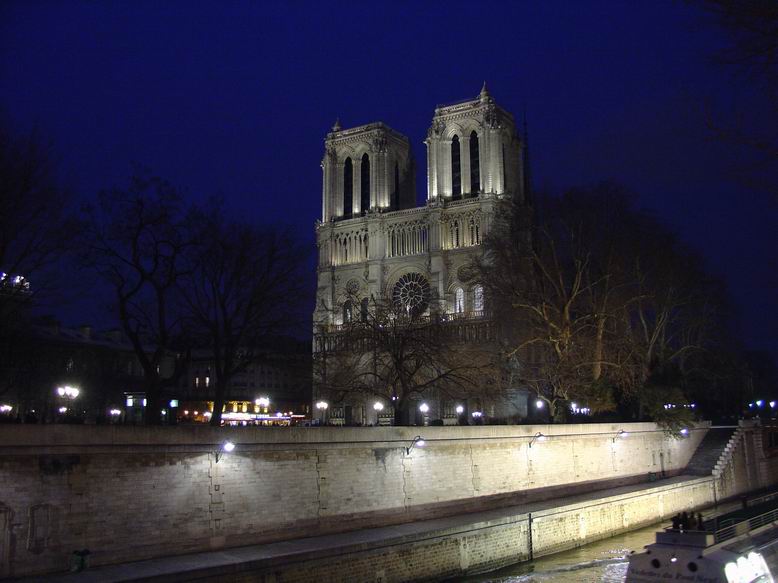 AND AGAIN.... NOTRE DAME !!!
